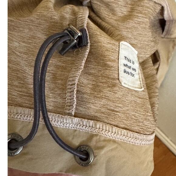 Vuori Sunday Element Hoodie Pullover Camel Heather Drawstring Hem L - Picture 6 of 10